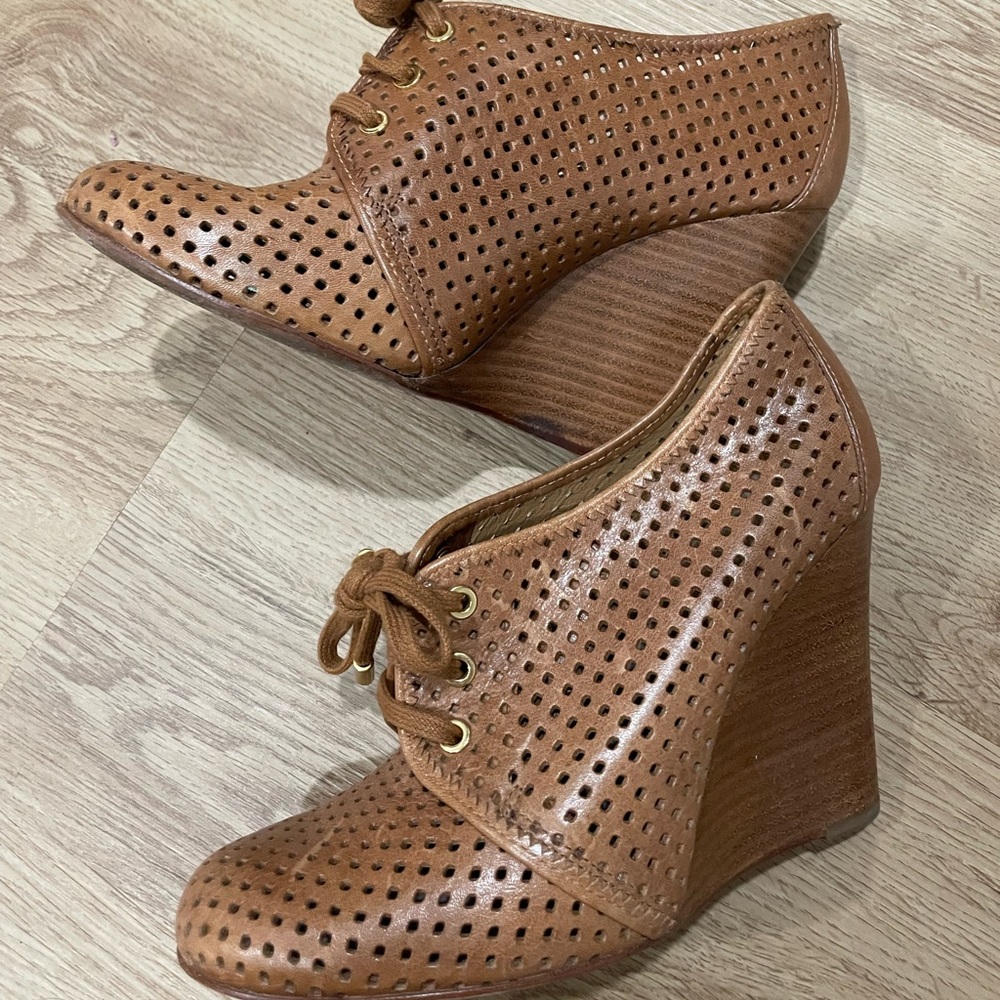 Tory Burch shoes